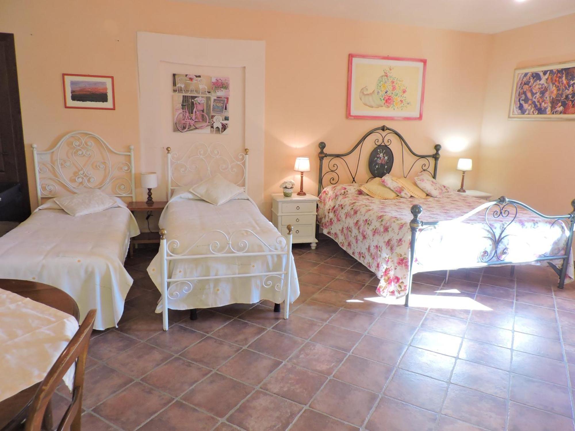 Casale Fedele Family Bike B&B Ronciglione  Oda fotoğraf